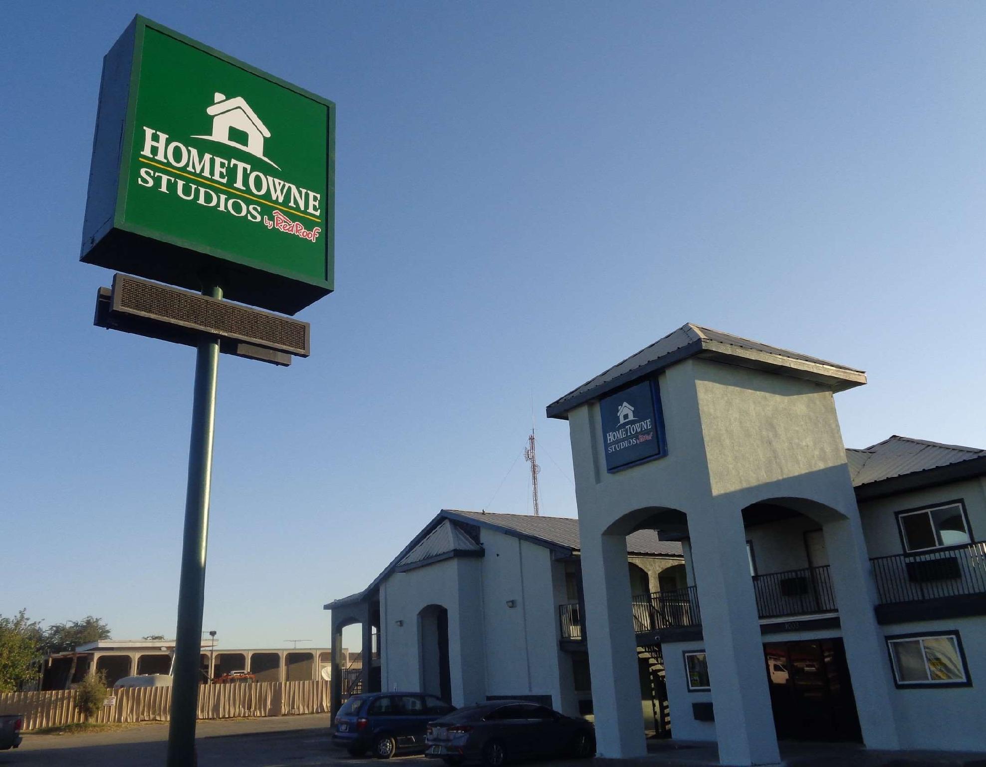 HomeTowne Studios Midland Exterior foto